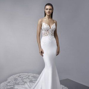 Wedding Dress - McKinley by Enzoani - size 6